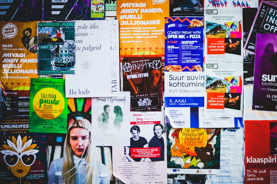 Grafica per un evento a Salerno: cosa preparare tra social, locandine e stampa